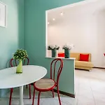 Family House - * Pisa