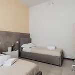 Family House - Apartment *