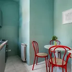 Family House - * Pisa